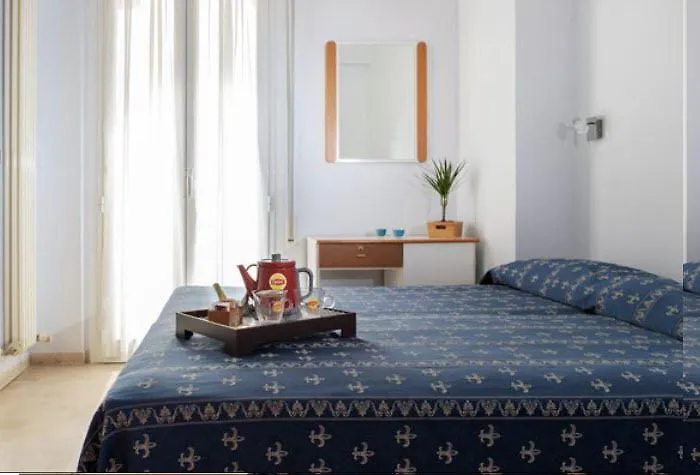 Kadett 3* Римини